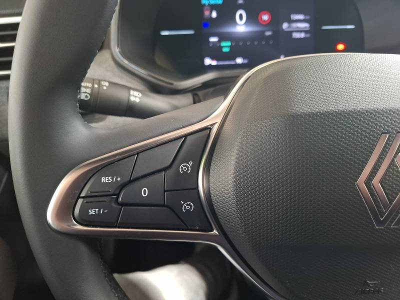 Renault Clio - Photo 21