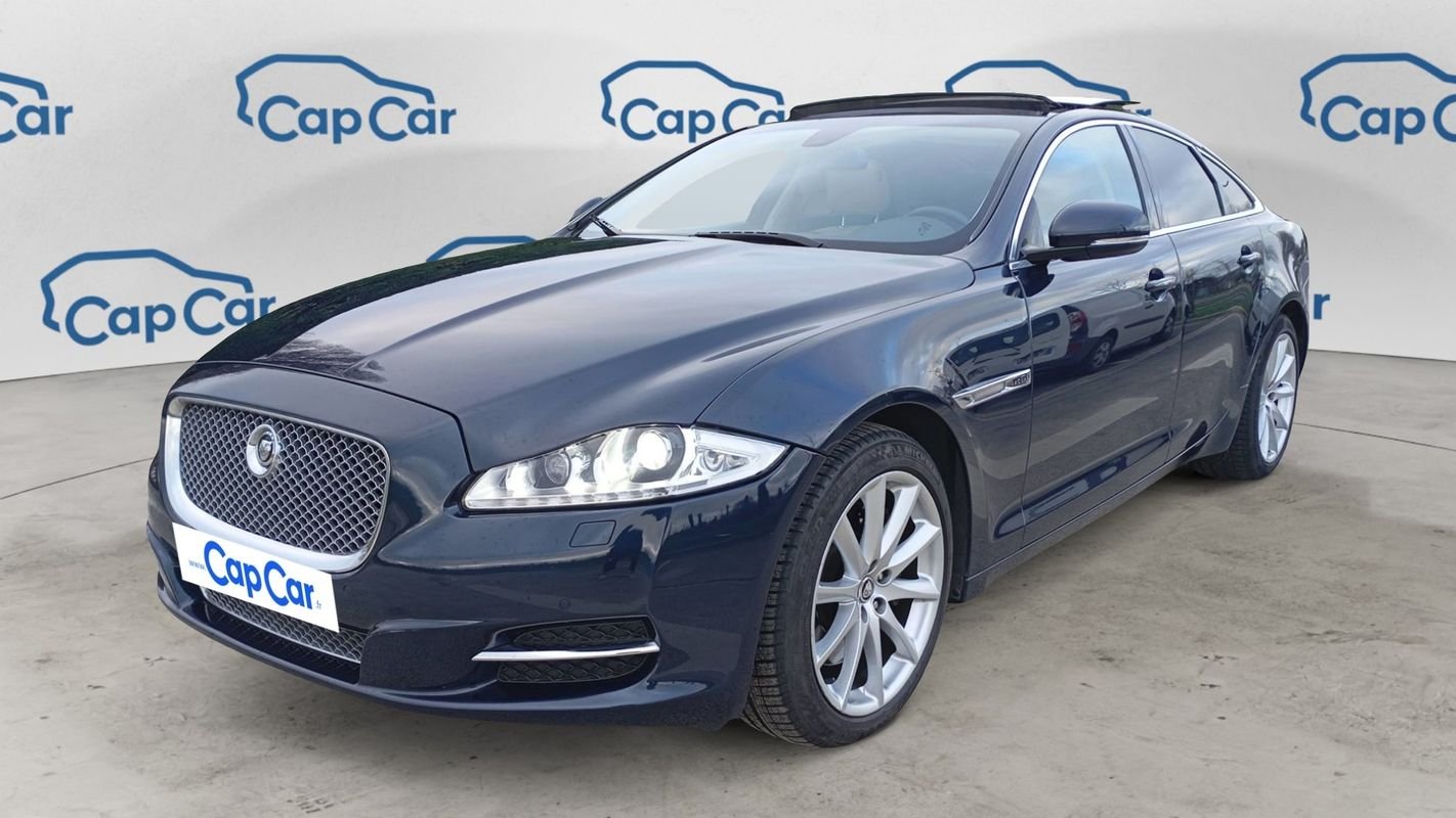 Jaguar XJ
