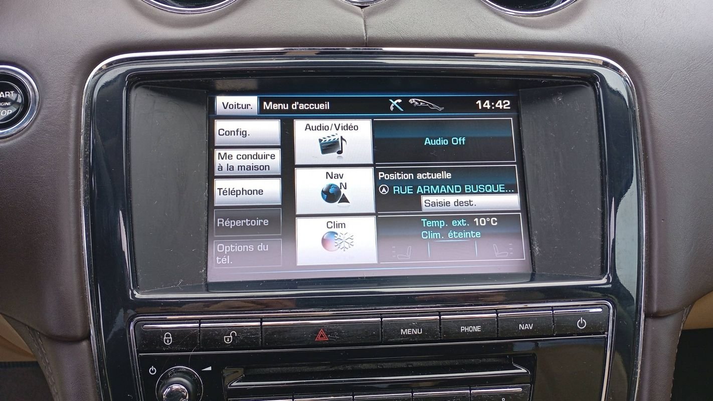 Jaguar XJ - Photo 13