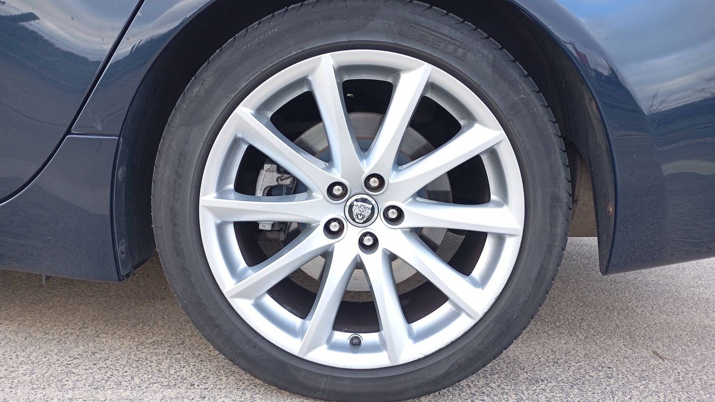 Jaguar XJ - Photo 19