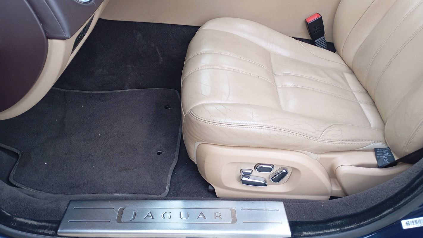 Jaguar XJ - Photo 29
