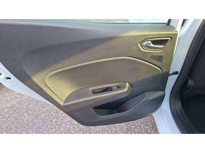 Renault Clio - Photo 23