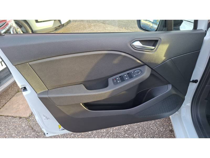 Renault Clio - Photo 26