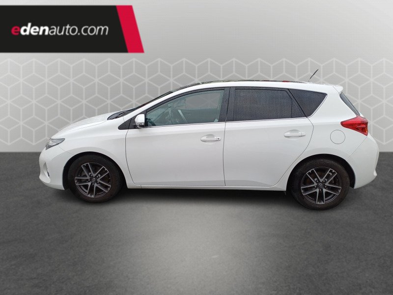 Toyota Auris - Photo 2