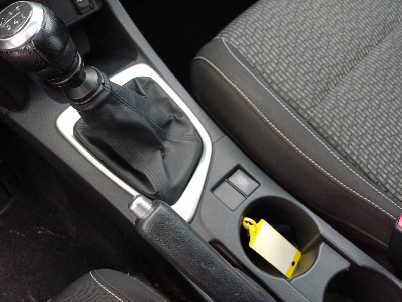 Toyota Auris - Photo 24