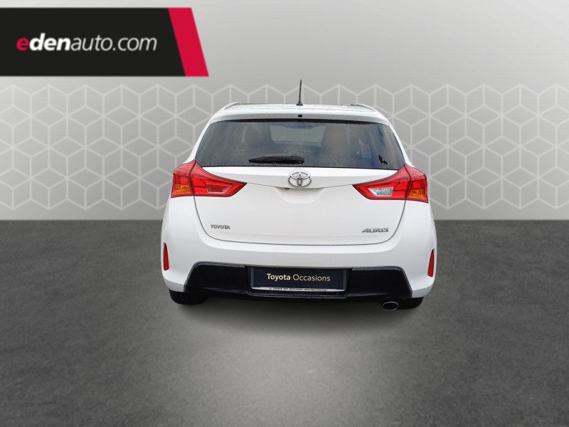 Toyota Auris - Photo 4