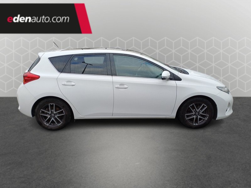 Toyota Auris - Photo 6