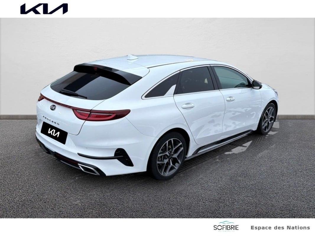 Kia ProCeed - Photo 17