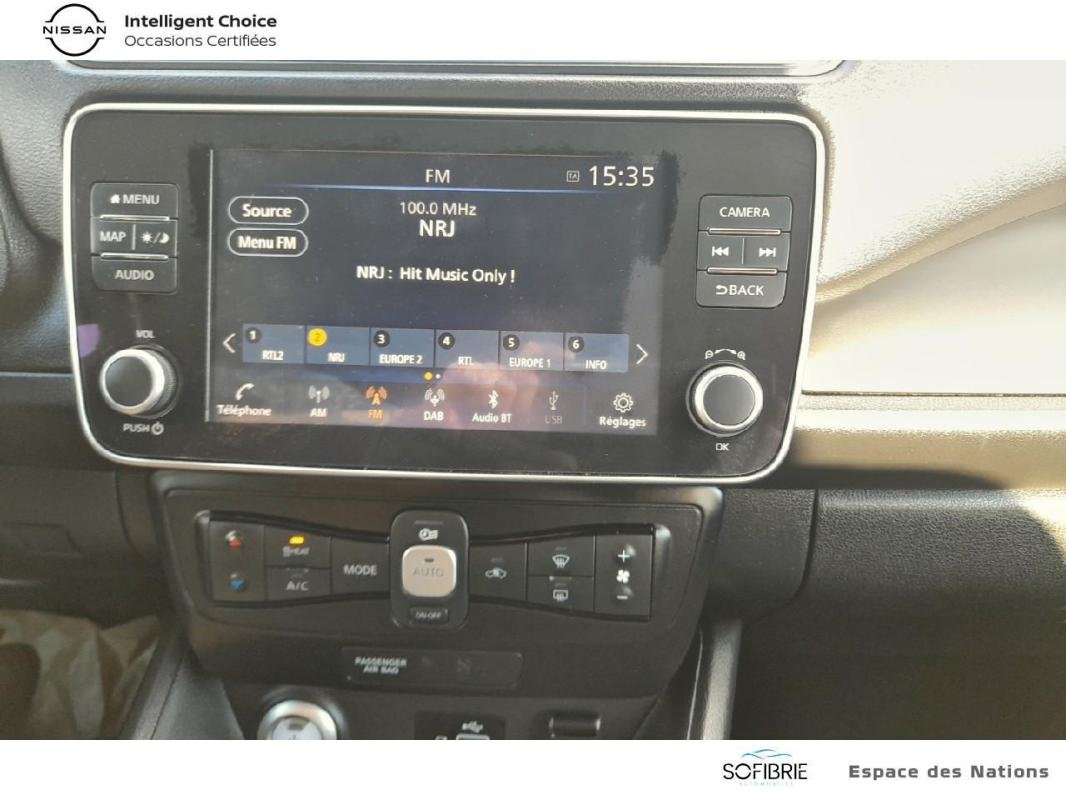 Nissan Leaf - Photo 8