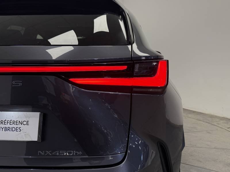 Lexus NX - Photo 14