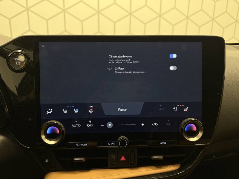 Lexus NX - Photo 38