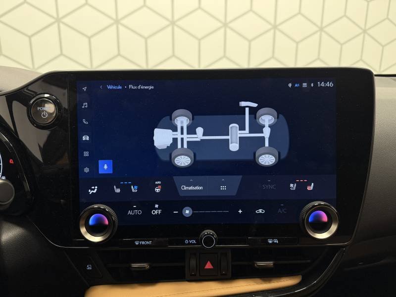 Lexus NX - Photo 40