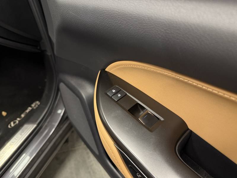 Lexus NX - Photo 47