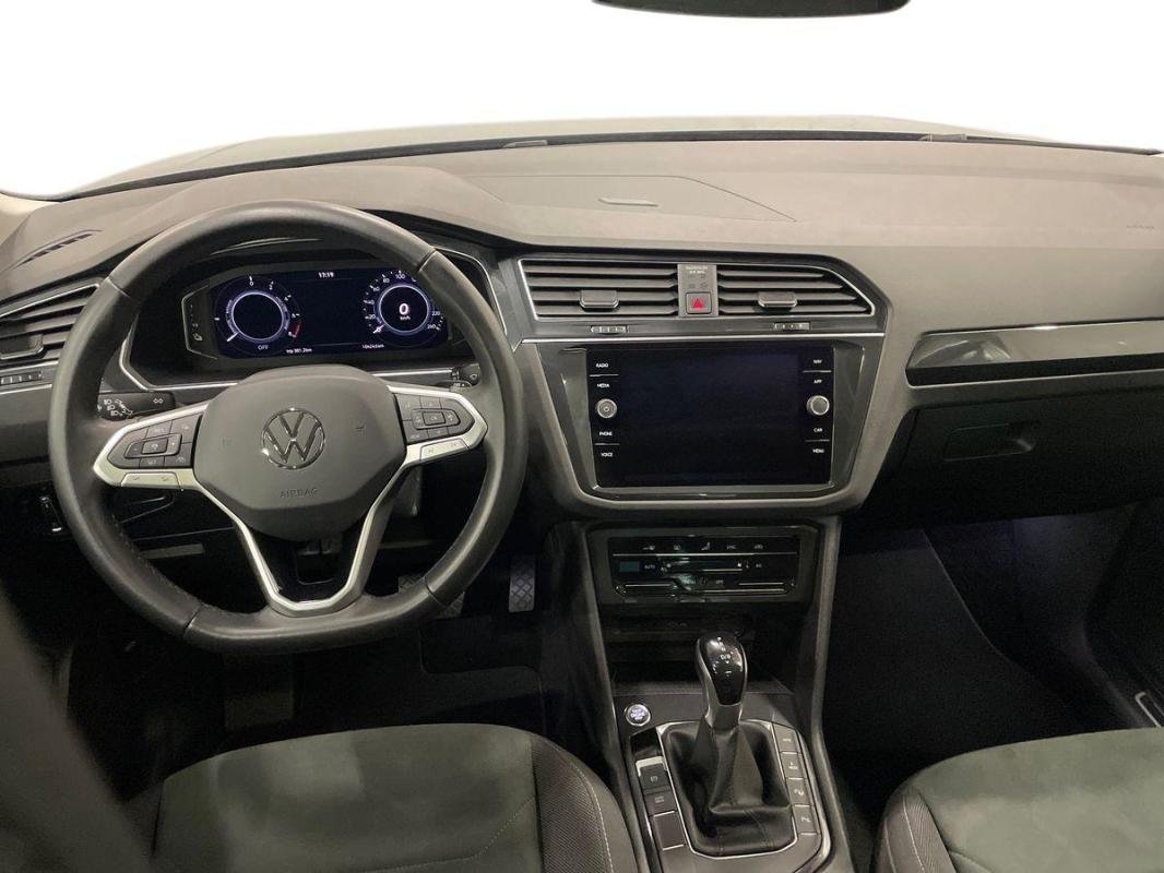 Volkswagen Tiguan - Photo 25