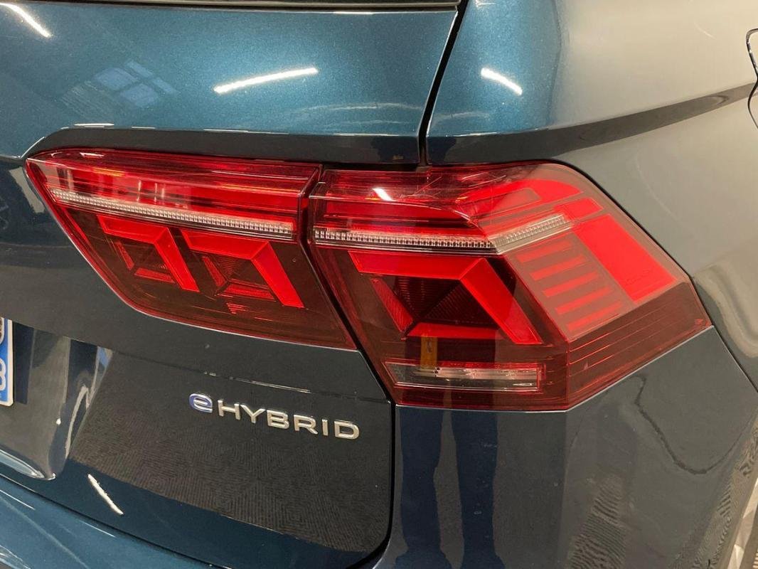 Volkswagen Tiguan - Photo 31