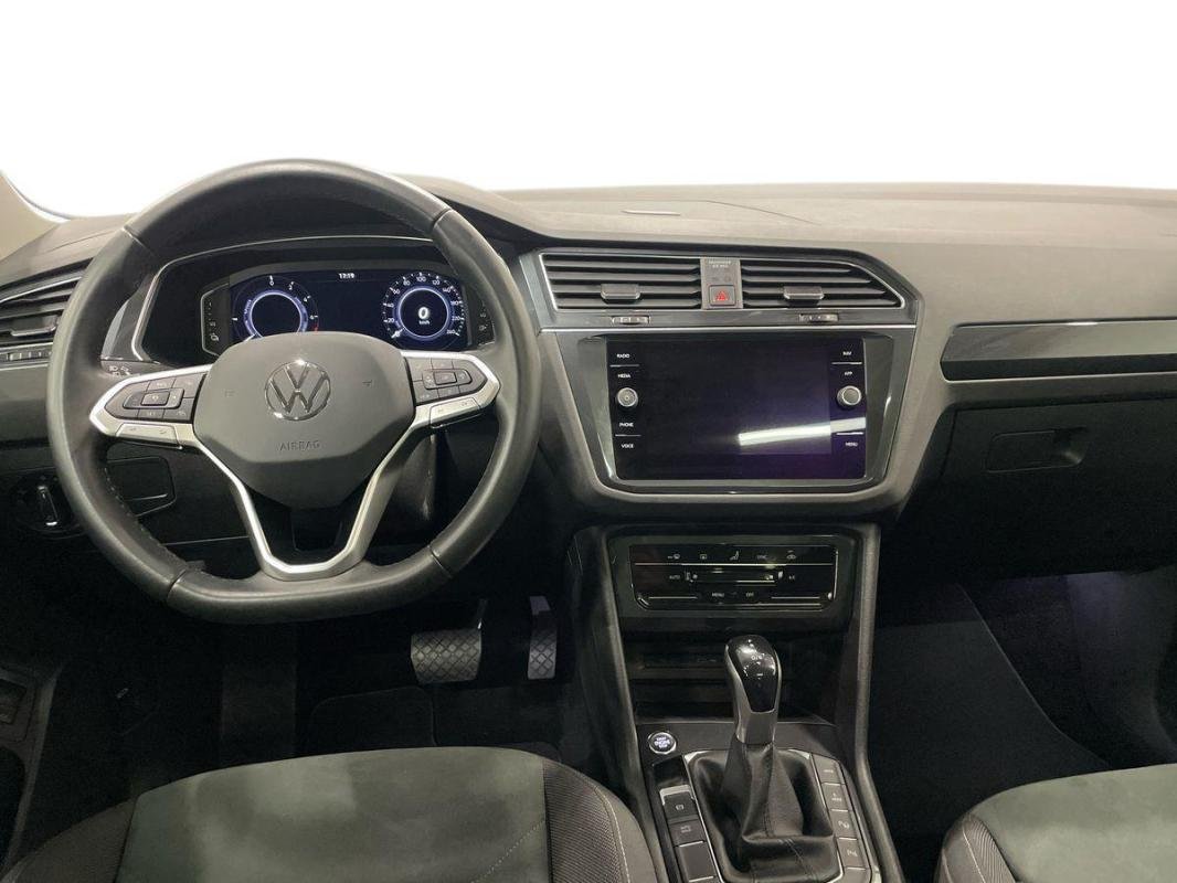 Volkswagen Tiguan - Photo 9