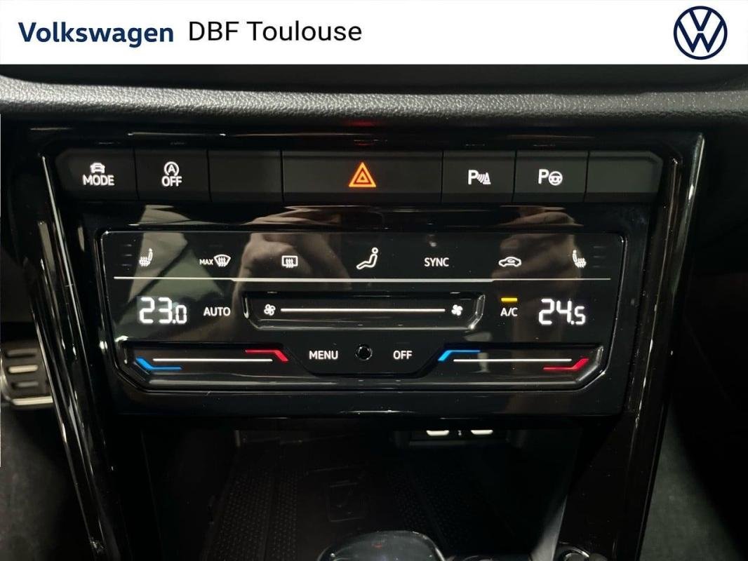 Volkswagen T-Roc - Photo 21