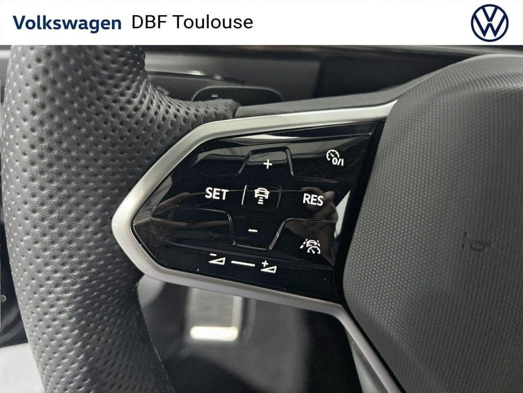 Volkswagen T-Roc - Photo 23