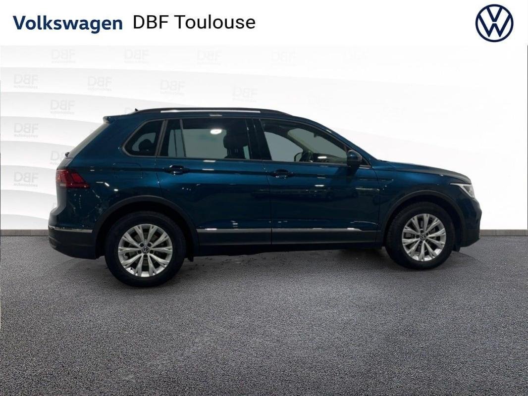 Volkswagen Tiguan - Photo 8