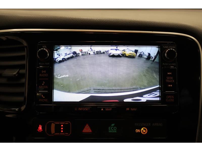 Mitsubishi Outlander - Photo 17