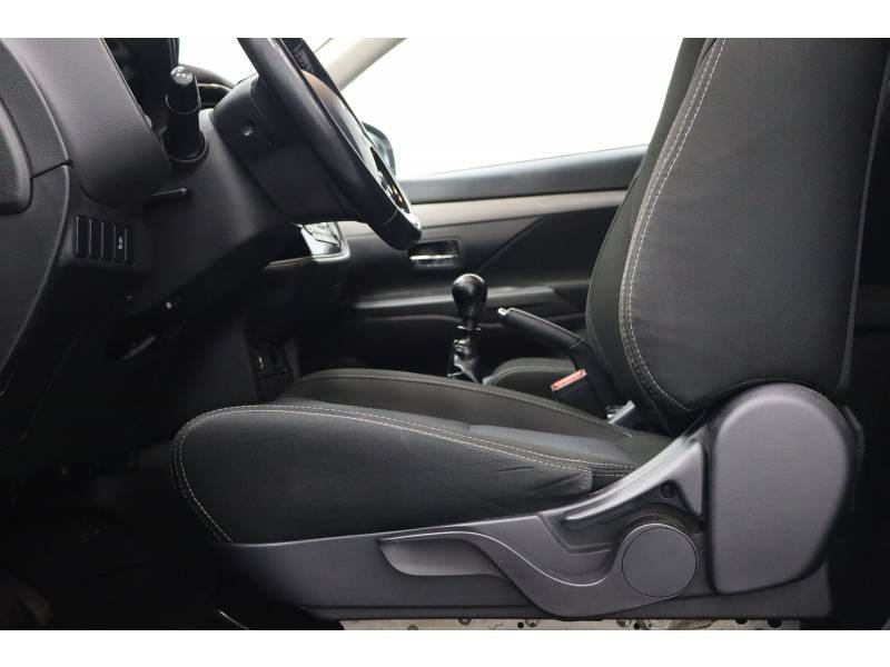 Mitsubishi Outlander - Photo 26