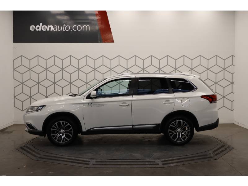 Mitsubishi Outlander - Photo 4