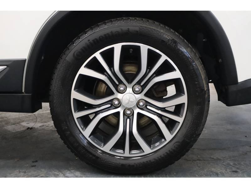 Mitsubishi Outlander - Photo 7