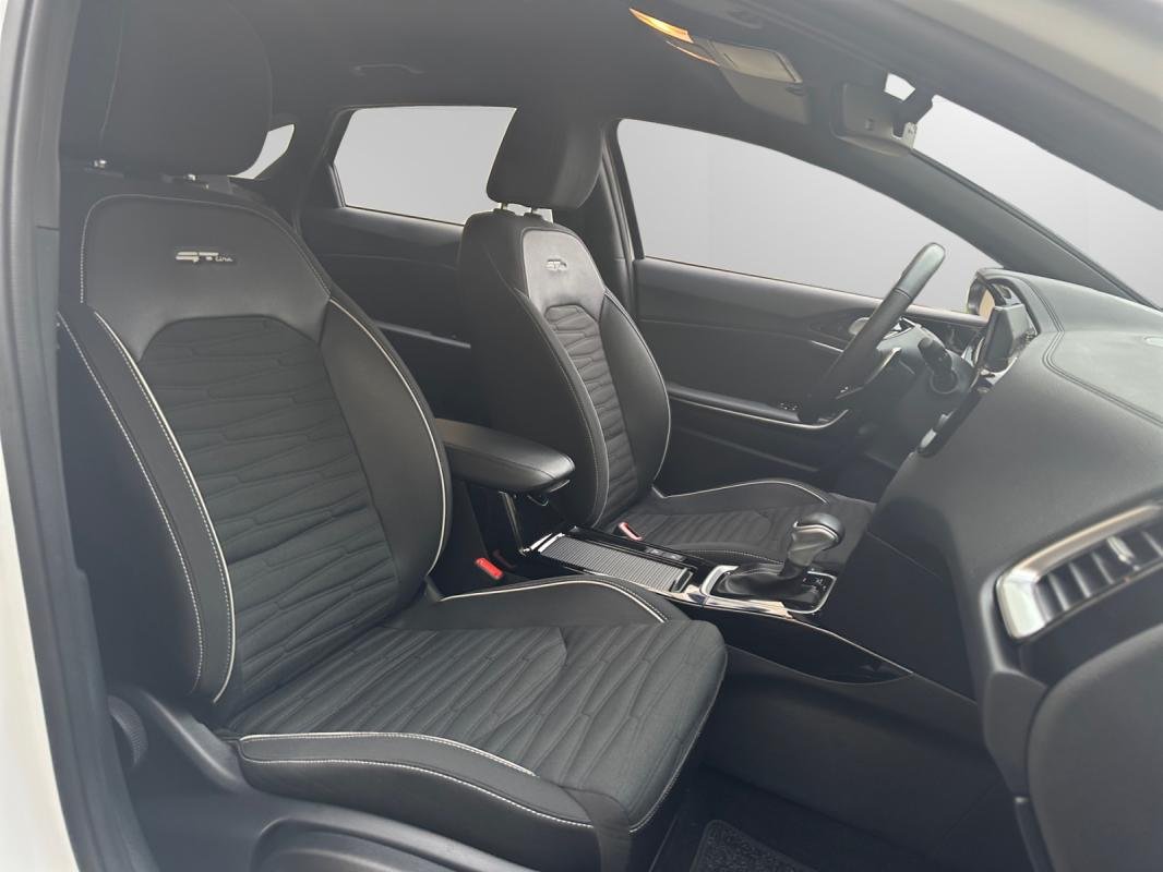 Kia ProCeed - Photo 19