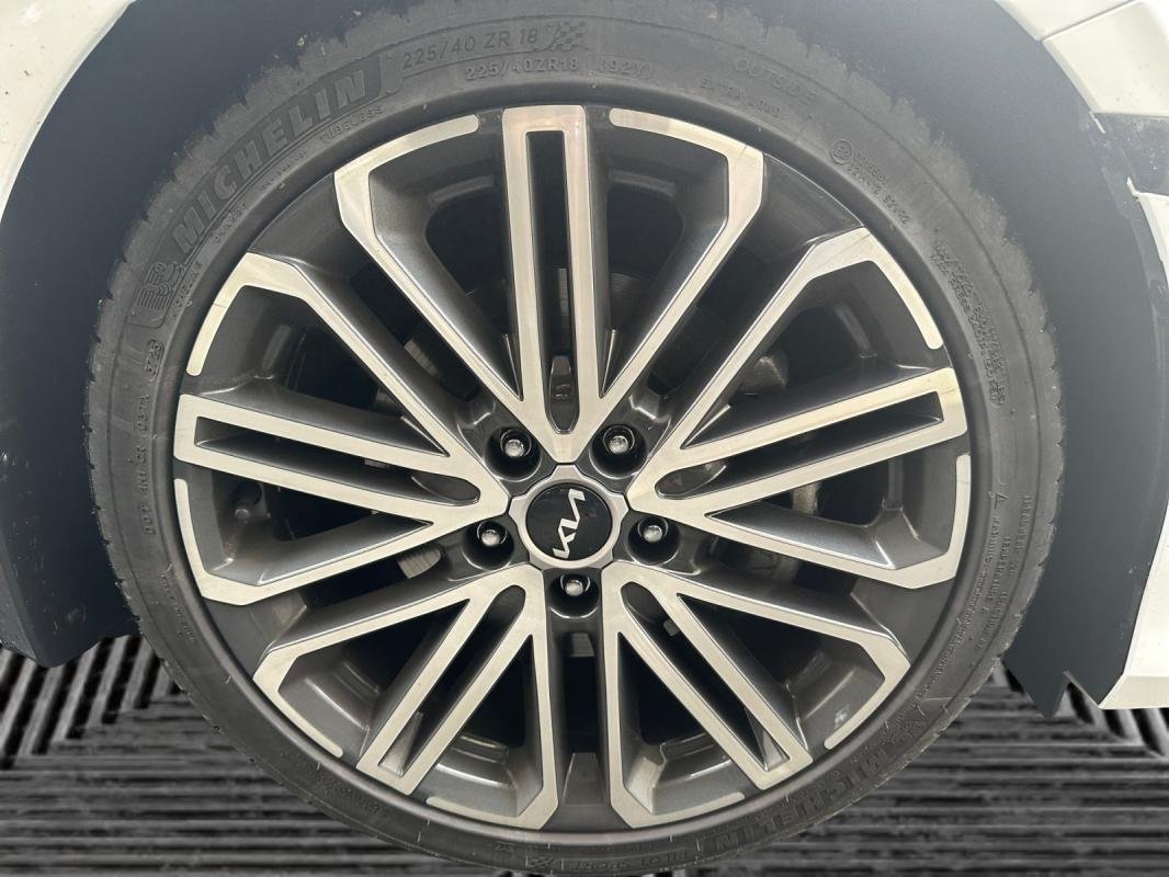Kia ProCeed - Photo 22