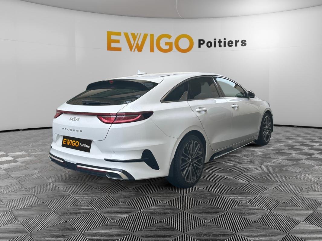 Kia ProCeed - Photo 6