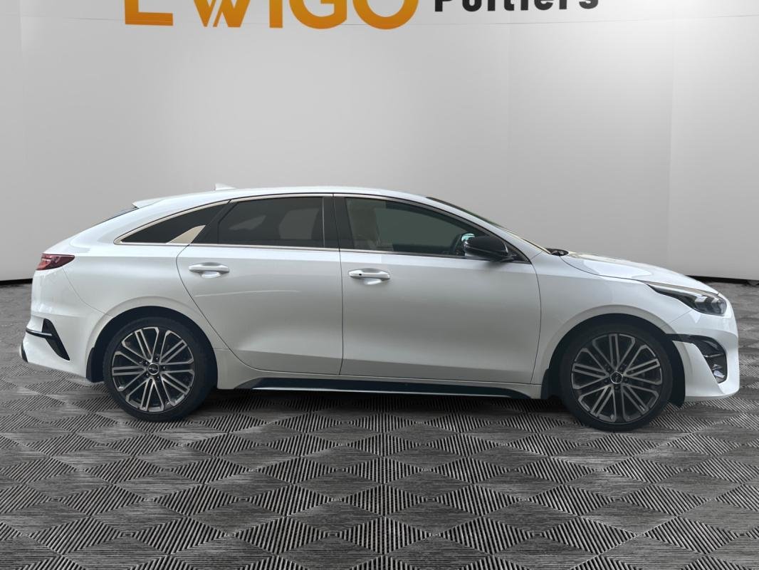 Kia ProCeed - Photo 7