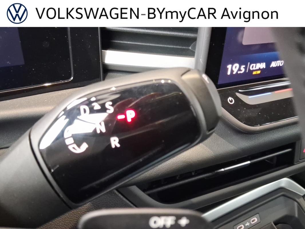 Volkswagen T-Roc - Photo 15