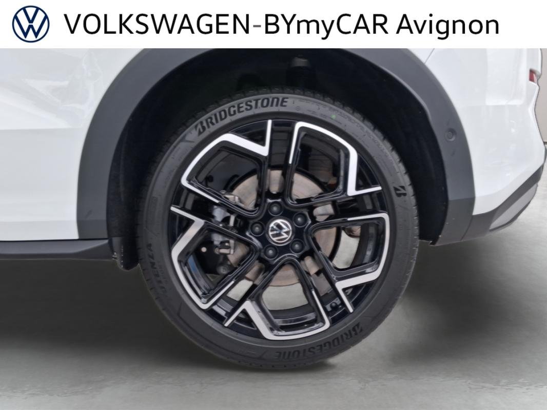 Volkswagen T-Roc - Photo 18