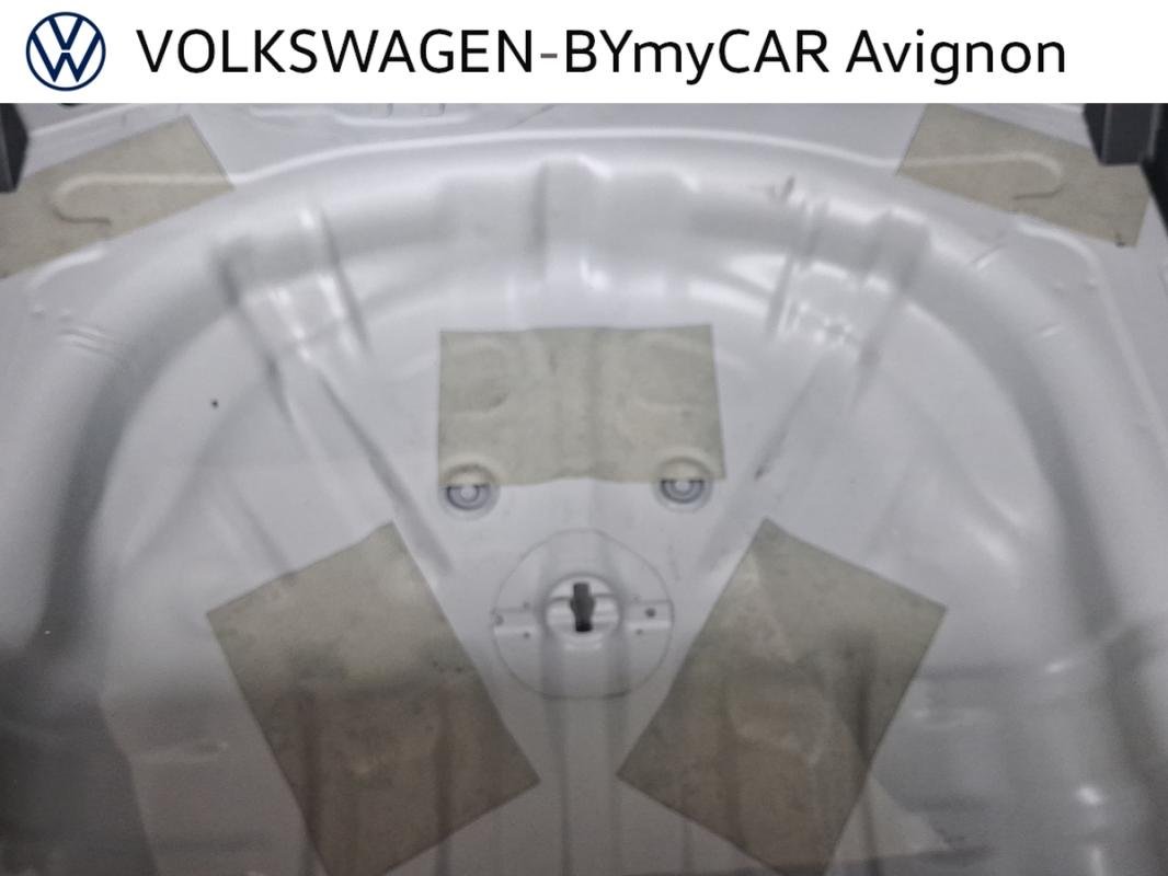 Volkswagen T-Roc - Photo 21