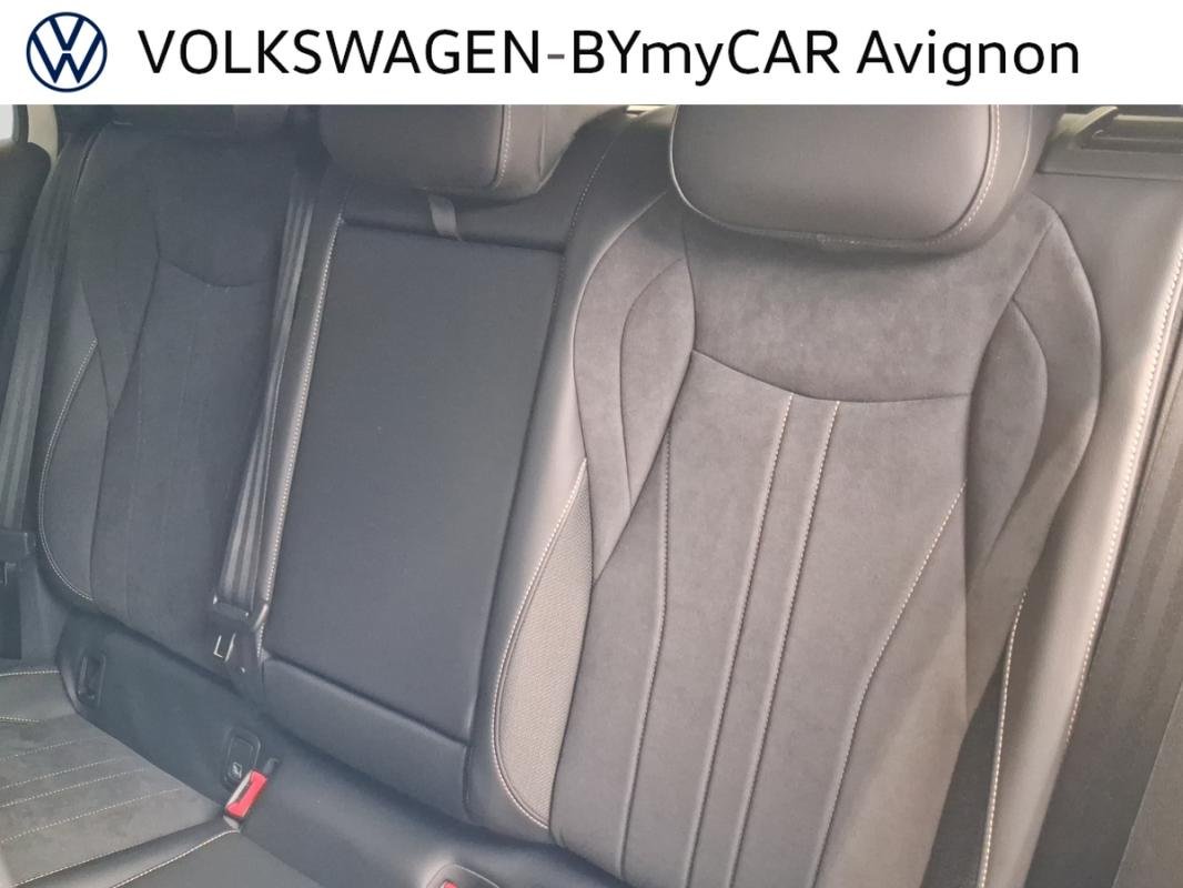 Volkswagen T-Roc - Photo 24