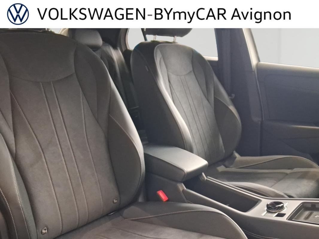 Volkswagen T-Roc - Photo 27