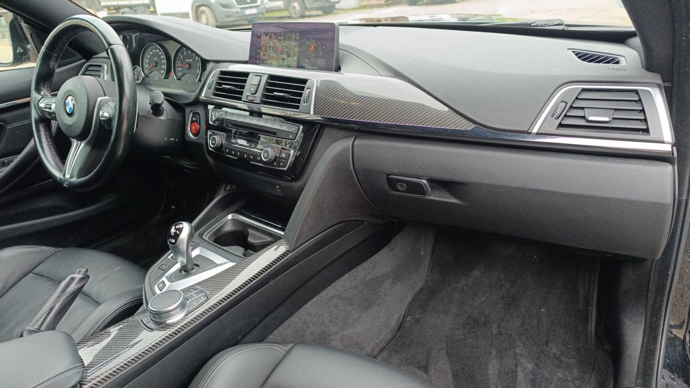 BMW M4 - Photo 10