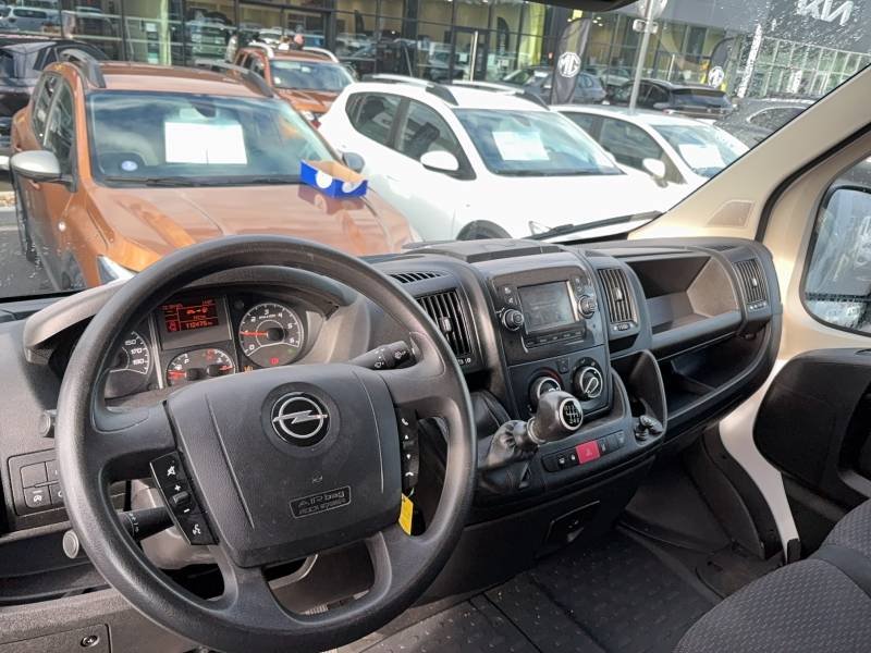 Opel Movano - Photo 11