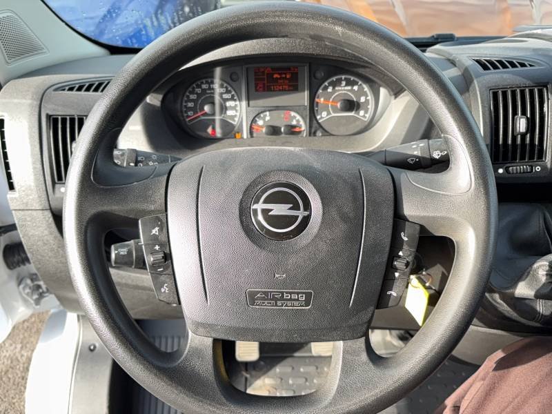 Opel Movano - Photo 17