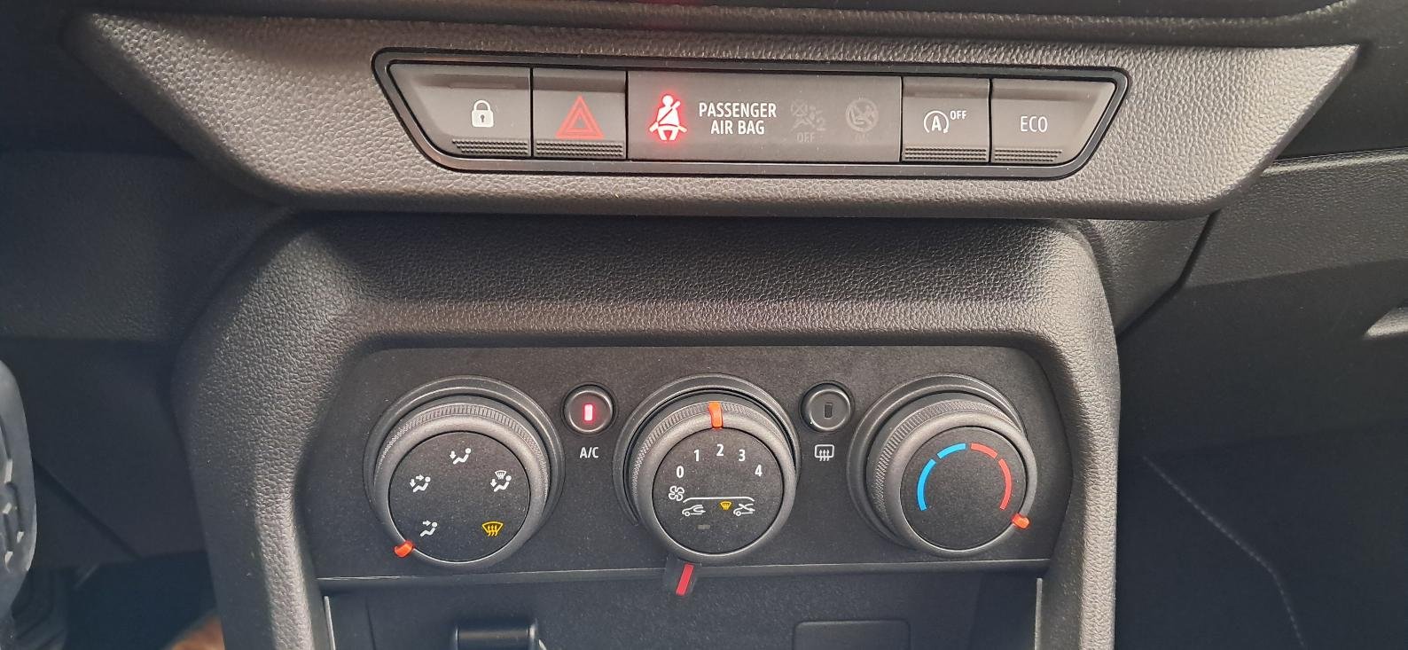Dacia Sandero - Photo 18