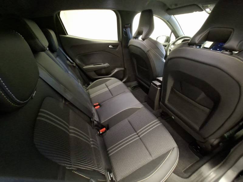 Renault Clio - Photo 23