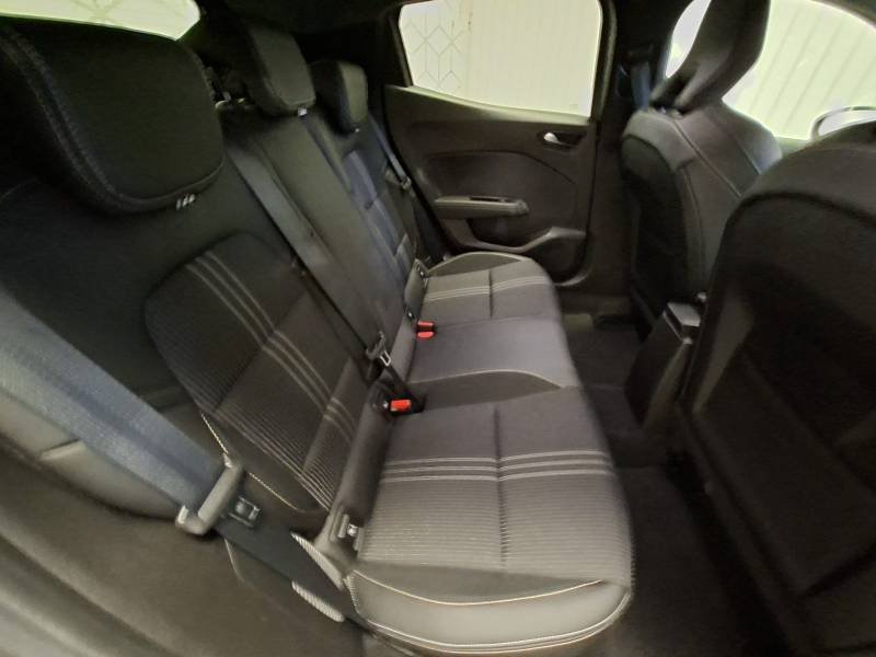 Renault Clio - Photo 24
