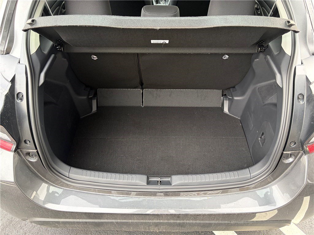 Mazda 2 - Photo 12