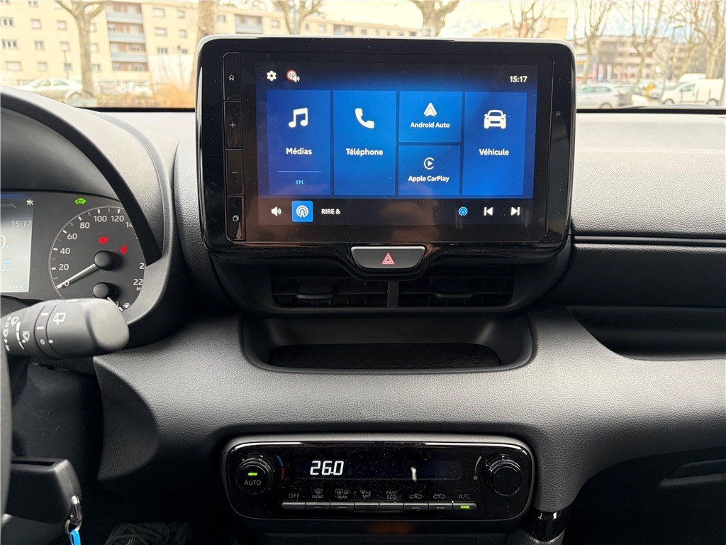 Mazda 2 - Photo 16