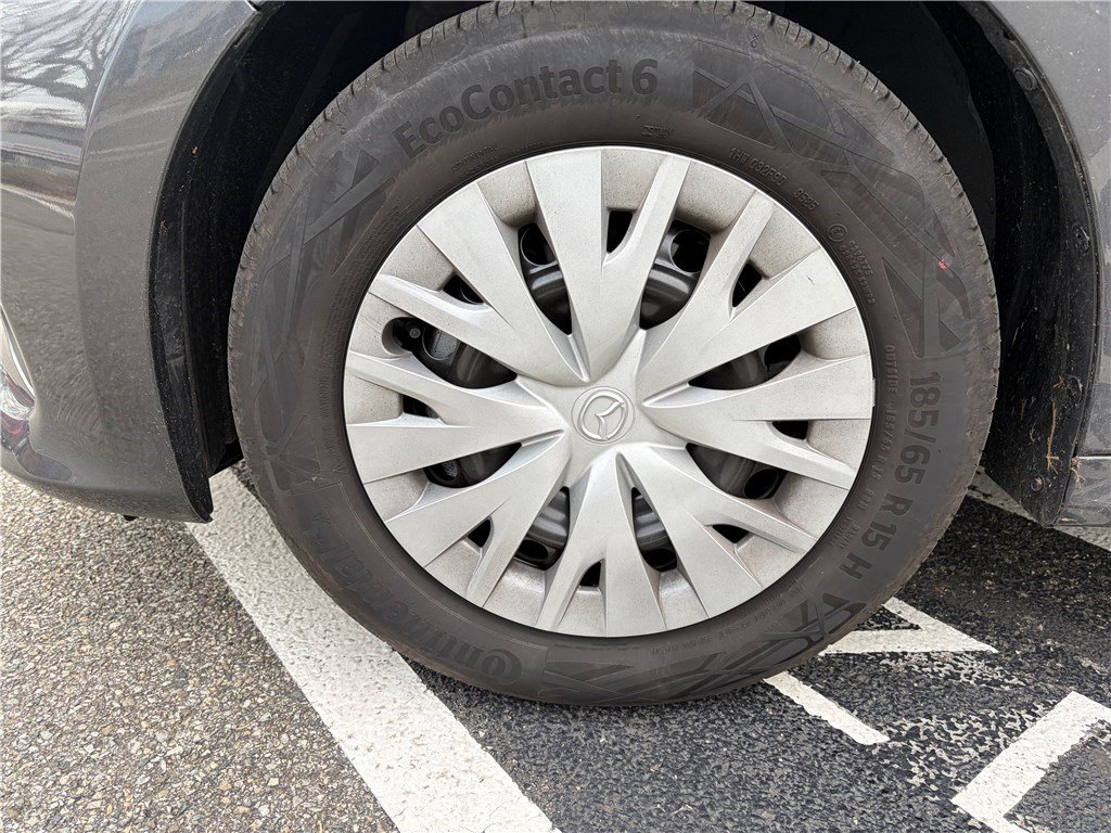 Mazda 2 - Photo 9