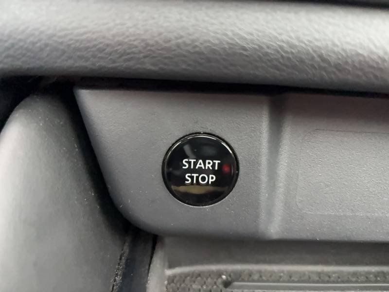 Nissan Qashqai - Photo 25