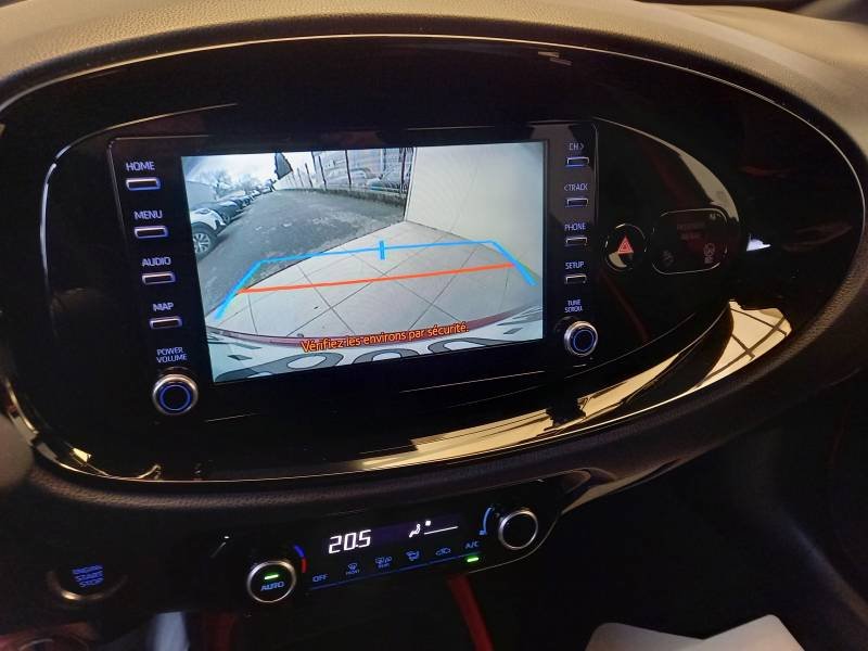 Toyota aygo x - Photo 9