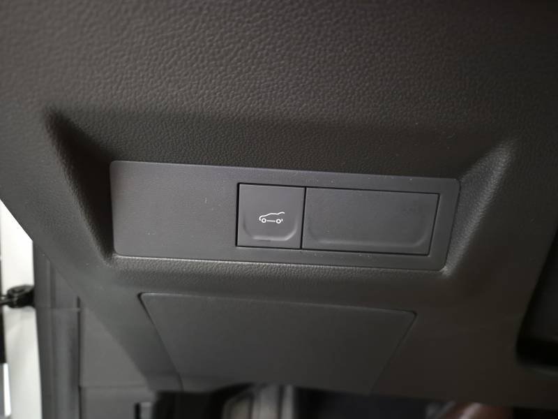 Mitsubishi Grandis - Photo 19