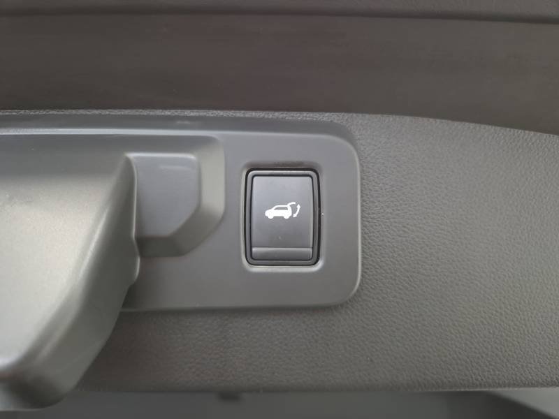 Mitsubishi Grandis - Photo 24