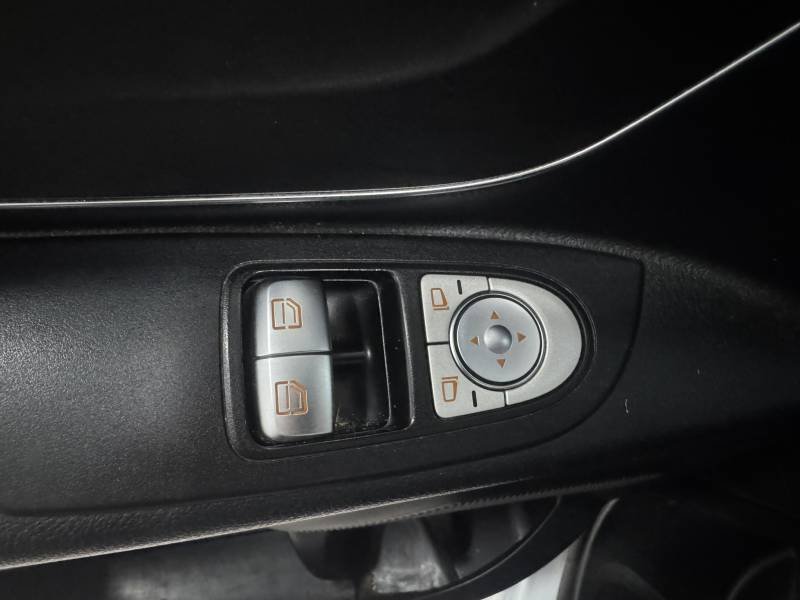 Mercedes Vito - Photo 13